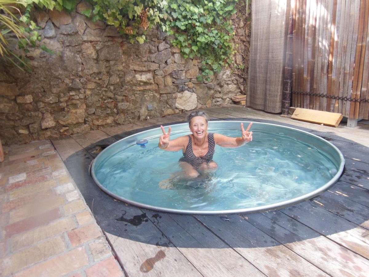 Maison Dans Jardin Villeseque-des-Corbieres Exterior photo